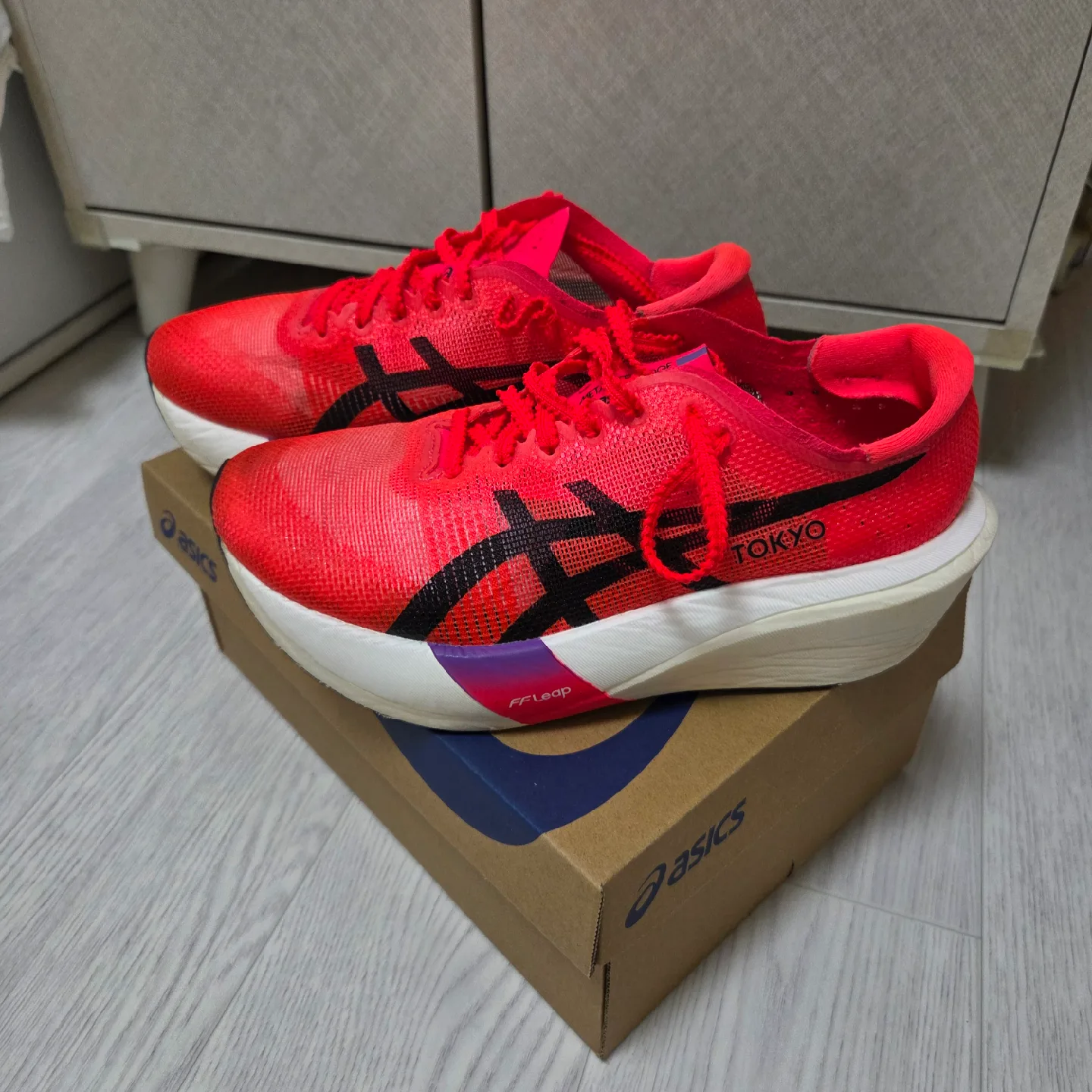 아식스 메타스피드 도쿄 엣지 235 팝니다(중고, 가격내림)