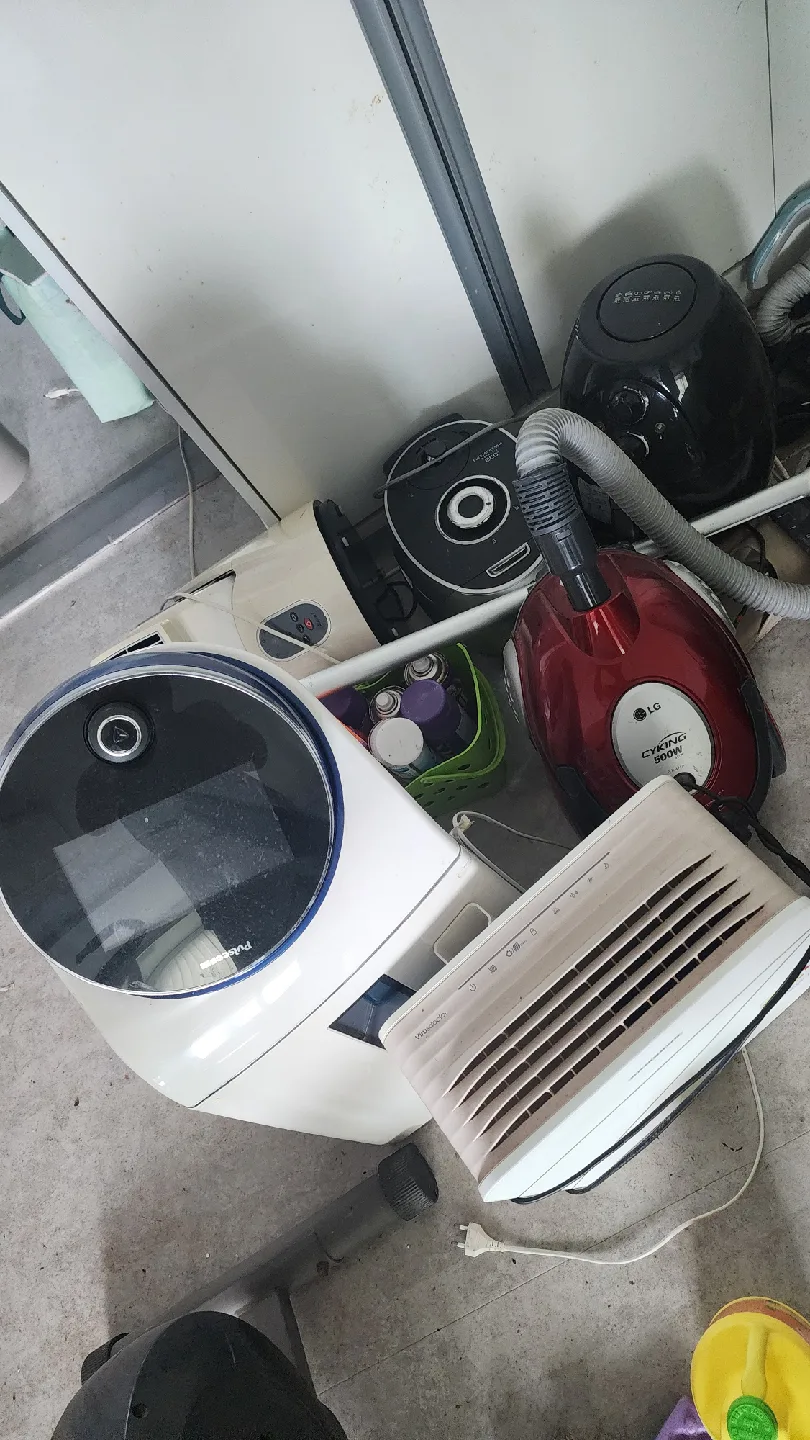 다양한 중고 가전제품 및 운동기구