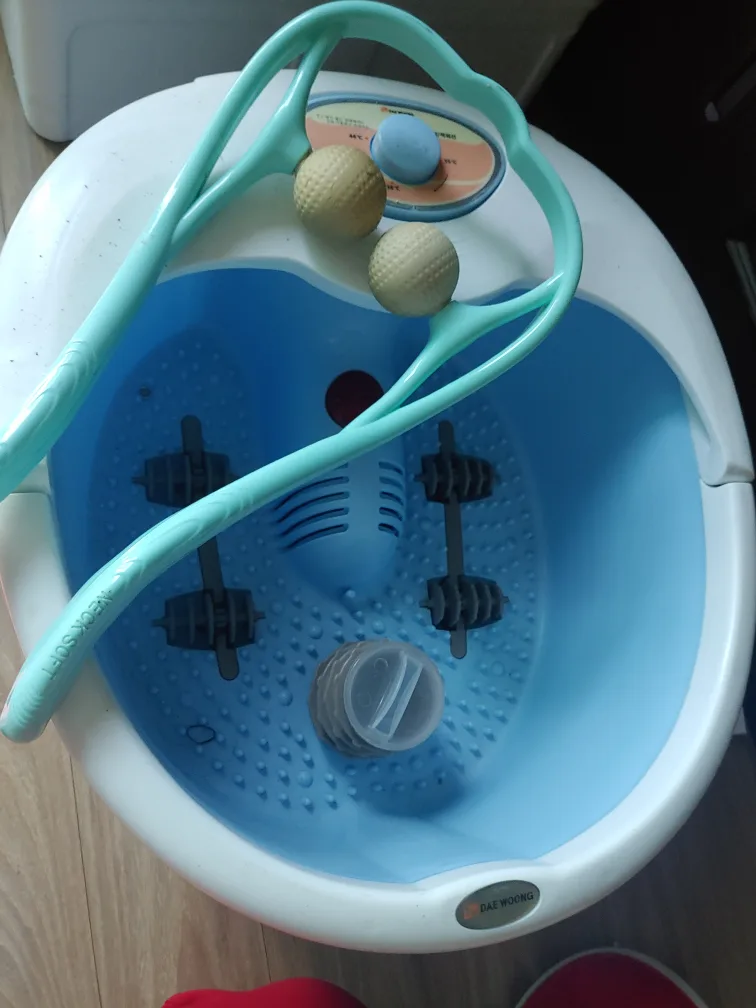 대웅 발 족욕기 (목 마사지기 포함)