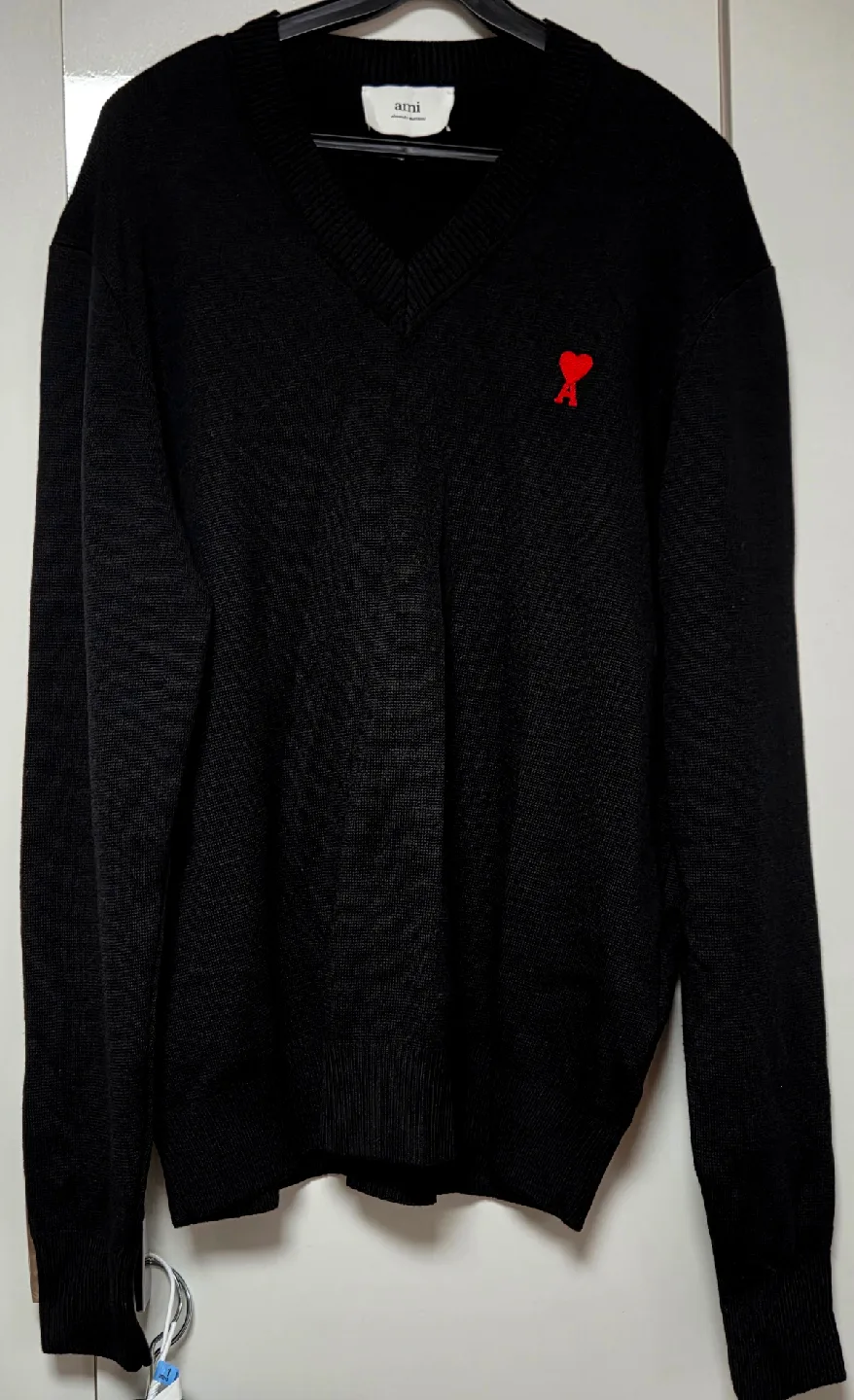 🔥 [정품] 아미(AMI) 브이넥 니트 (블랙/라지(L)사이즈)