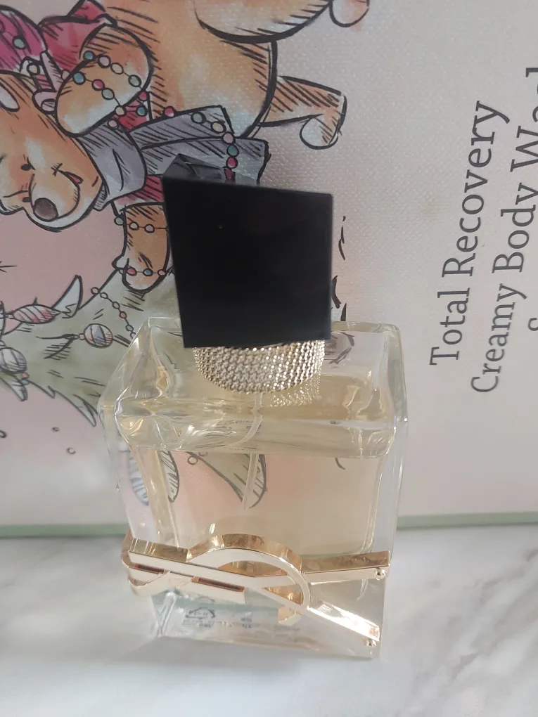 입생로랑 리브르 오 드 퍼퓸 50ml 중고제품