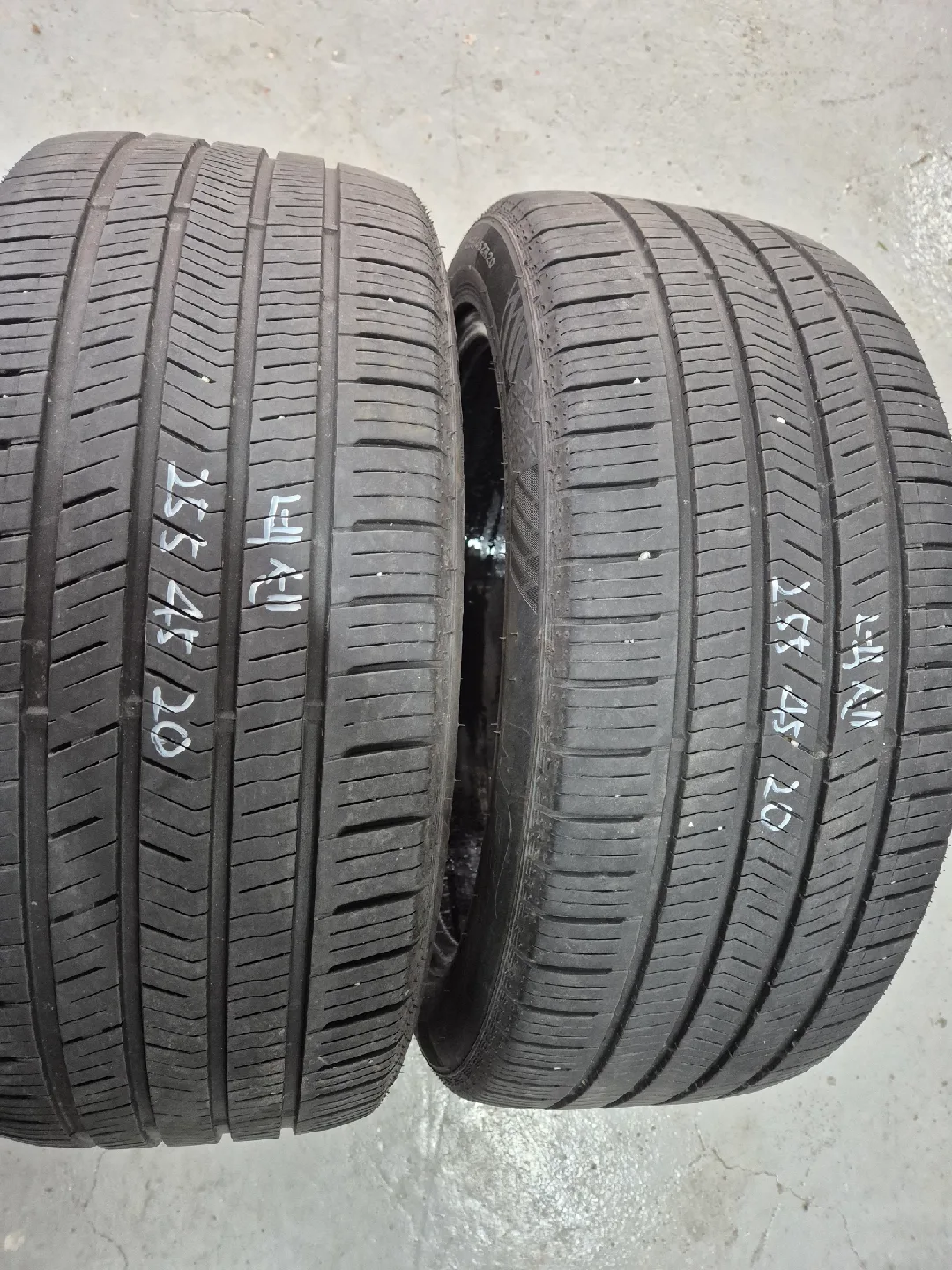 넥센 255 45 20 중고 타이어 2개