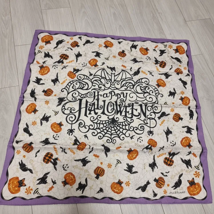 질스튜어트 할로윈 한정판 손수건 스카프