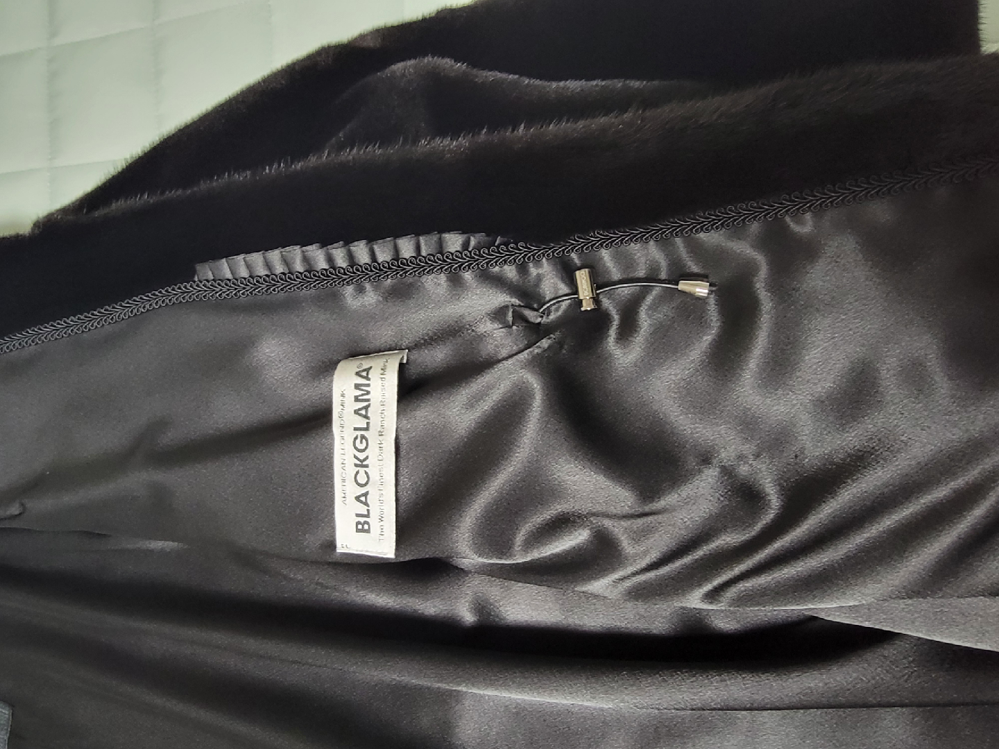 동우 BLACKGLAMA 블랙 모피 코트, image size:1440x1080