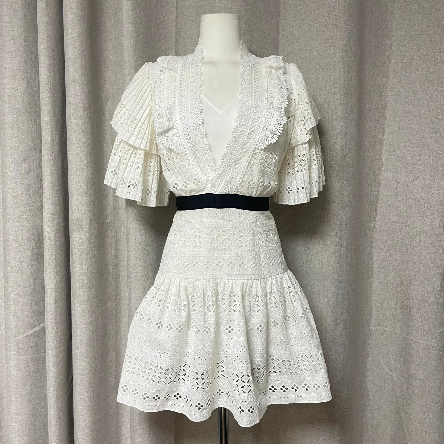 셀프포트레이스 레이스 원피스 드레스 (UK10/US6) 택있고안입음/소장품정리