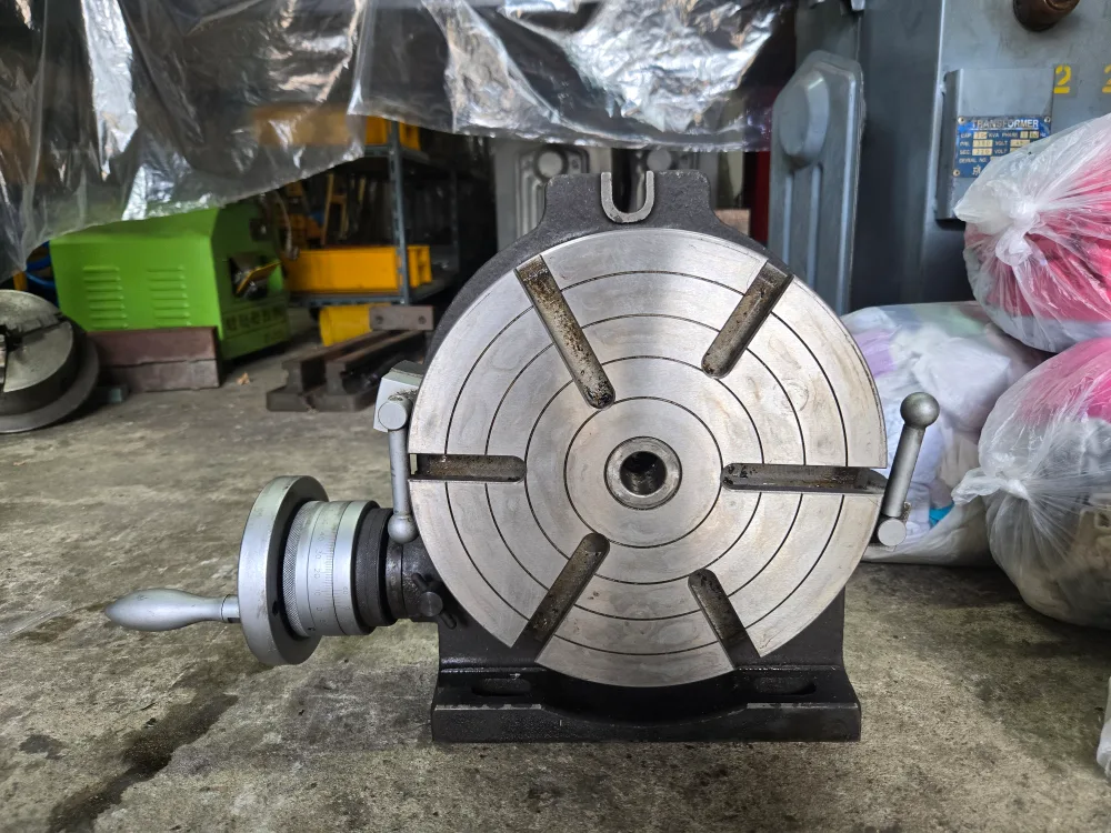 버텍스 중고 로타리 테이블 판매합니다.