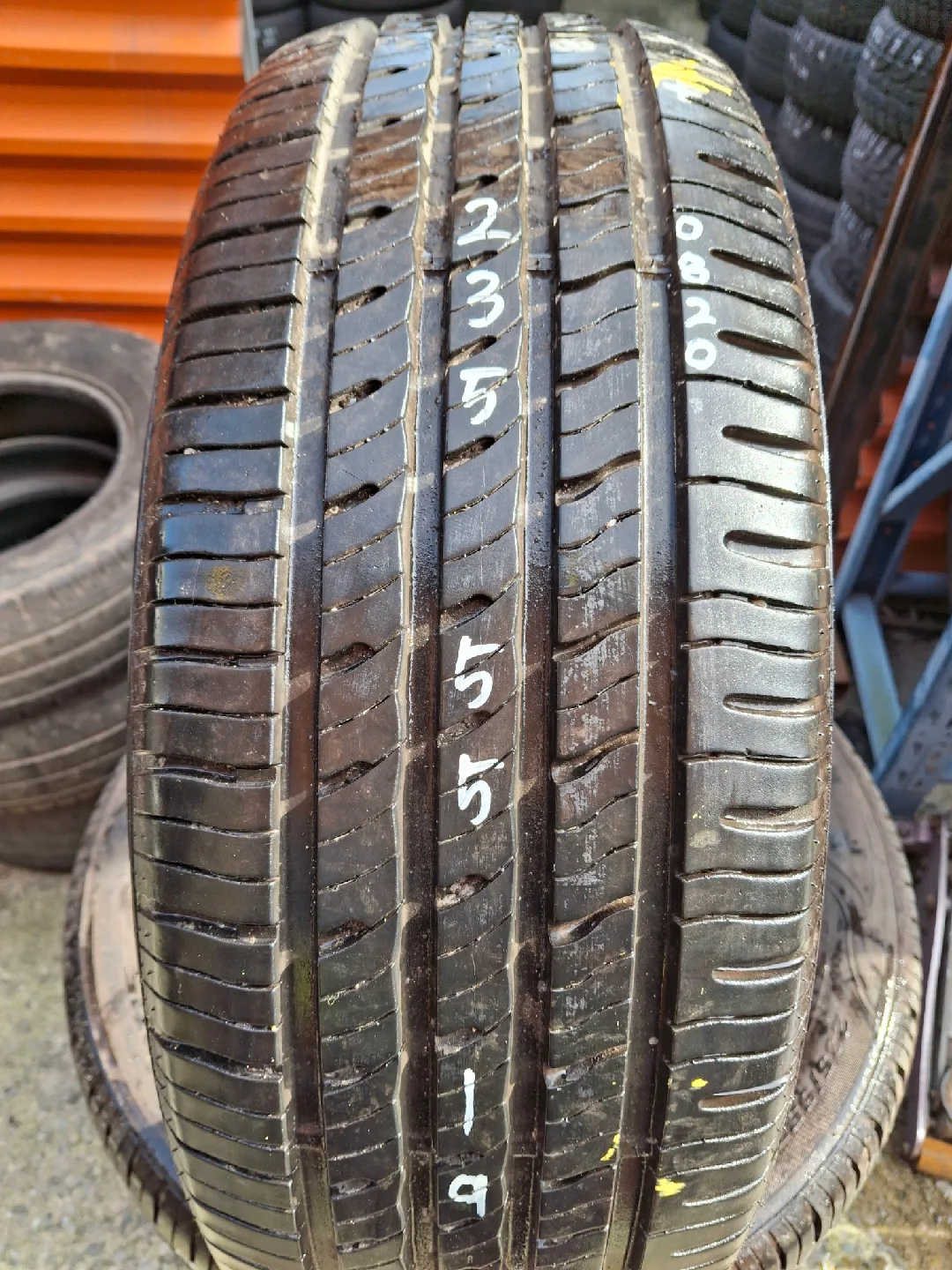 넥센 NFERA RU5  235 55 19 중고타이어 4짝세트