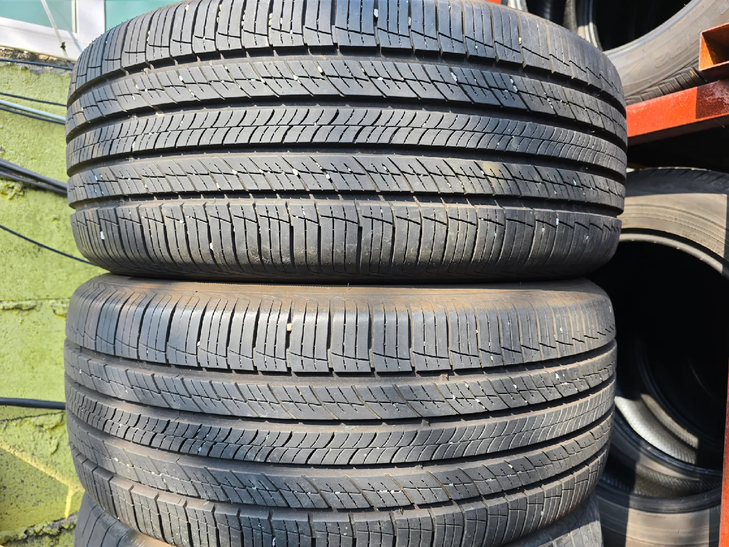 235 55 18 상태좋은 중고 타이어