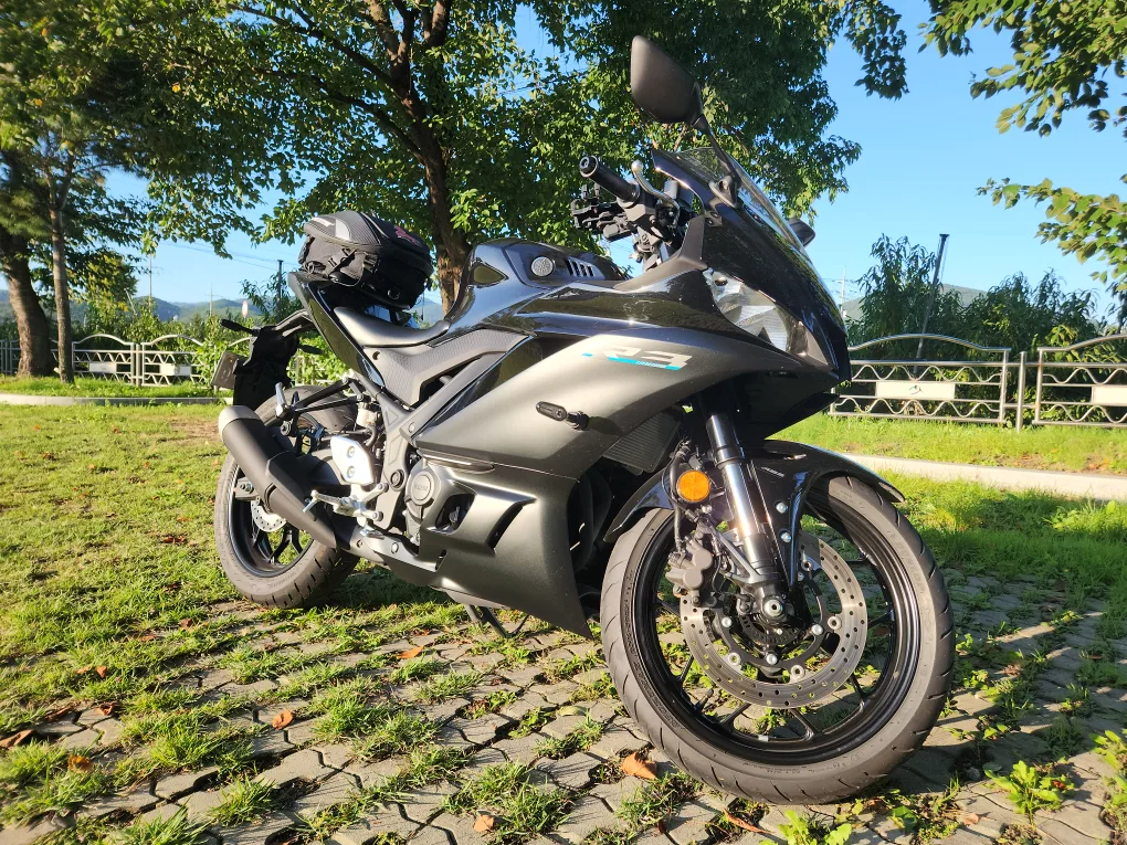 야마하 YZF-R3 오토바이 (23년형)25년5월 신차출고