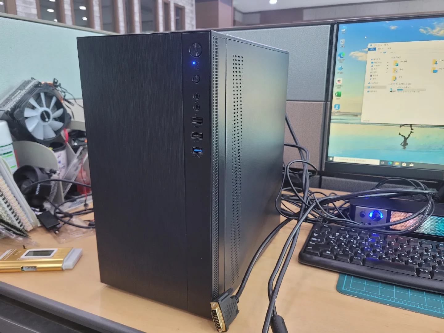 인텔  사무용 중고 컴퓨터 판매합니다.(키보드,마우스포함)