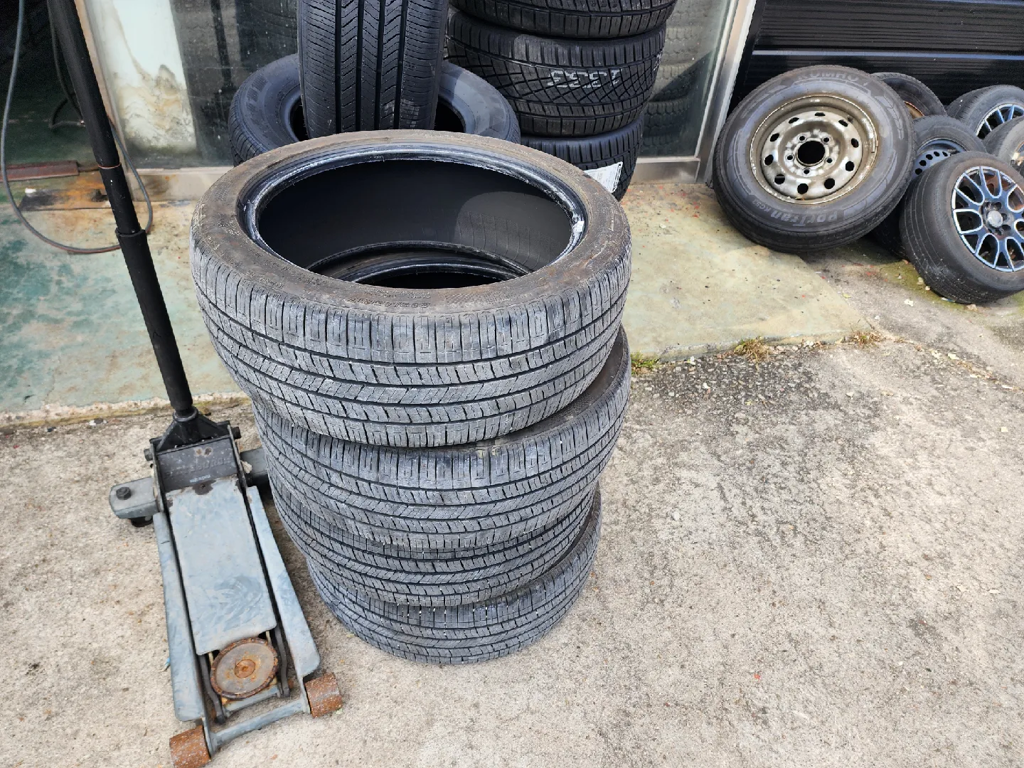 넥센 엔프리즈S 중고 타이어 205 45 17_ 4개