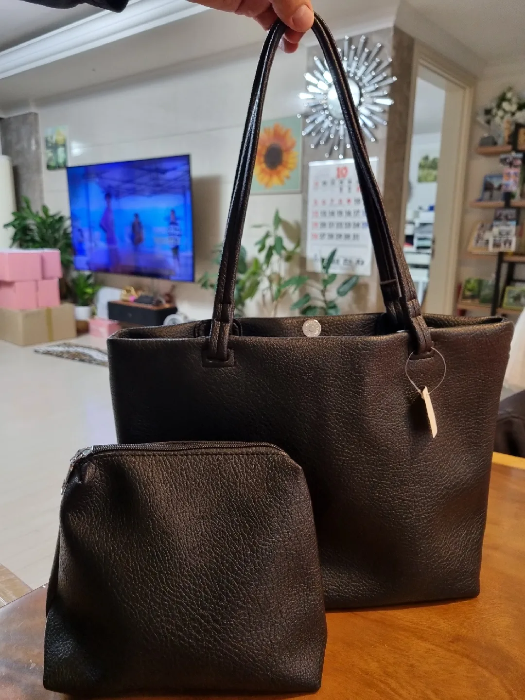 가죽 숄더백  새상품입니다