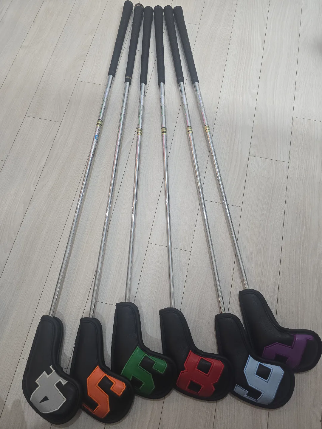 TOURSTAGE V300 III 아이언 세트