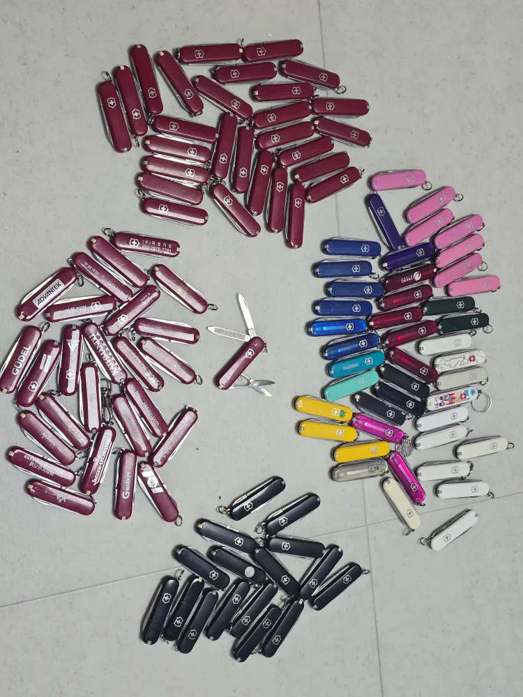 빅토리녹스 클래식 SD 미니툴 1개 가격 중고