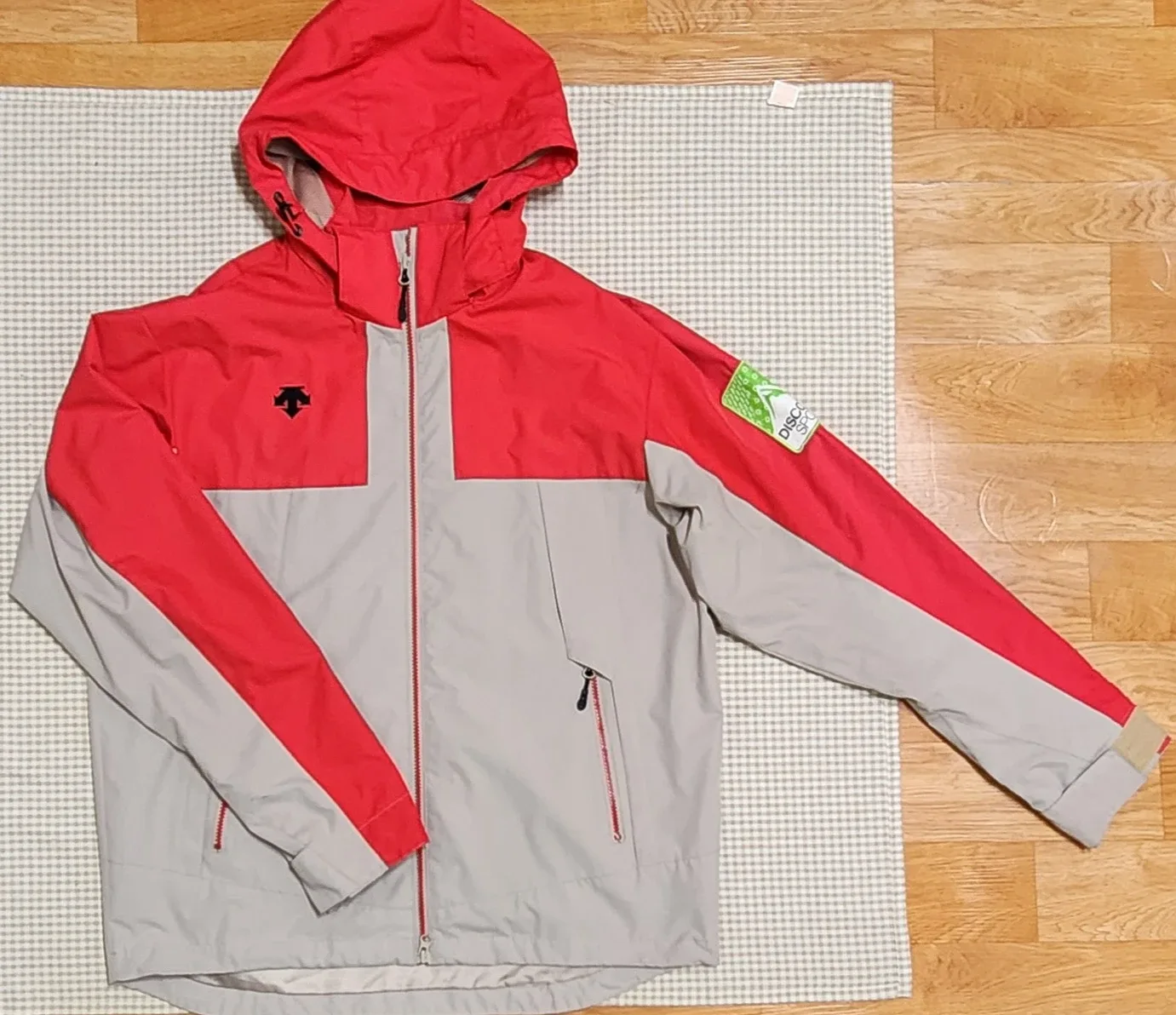 데상트 남성점퍼자켓 사이즈 XL 105