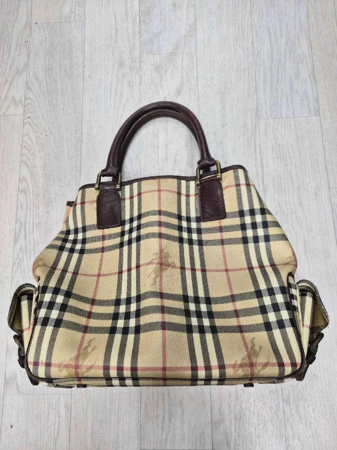 버버리 노바체크 토트백 중고