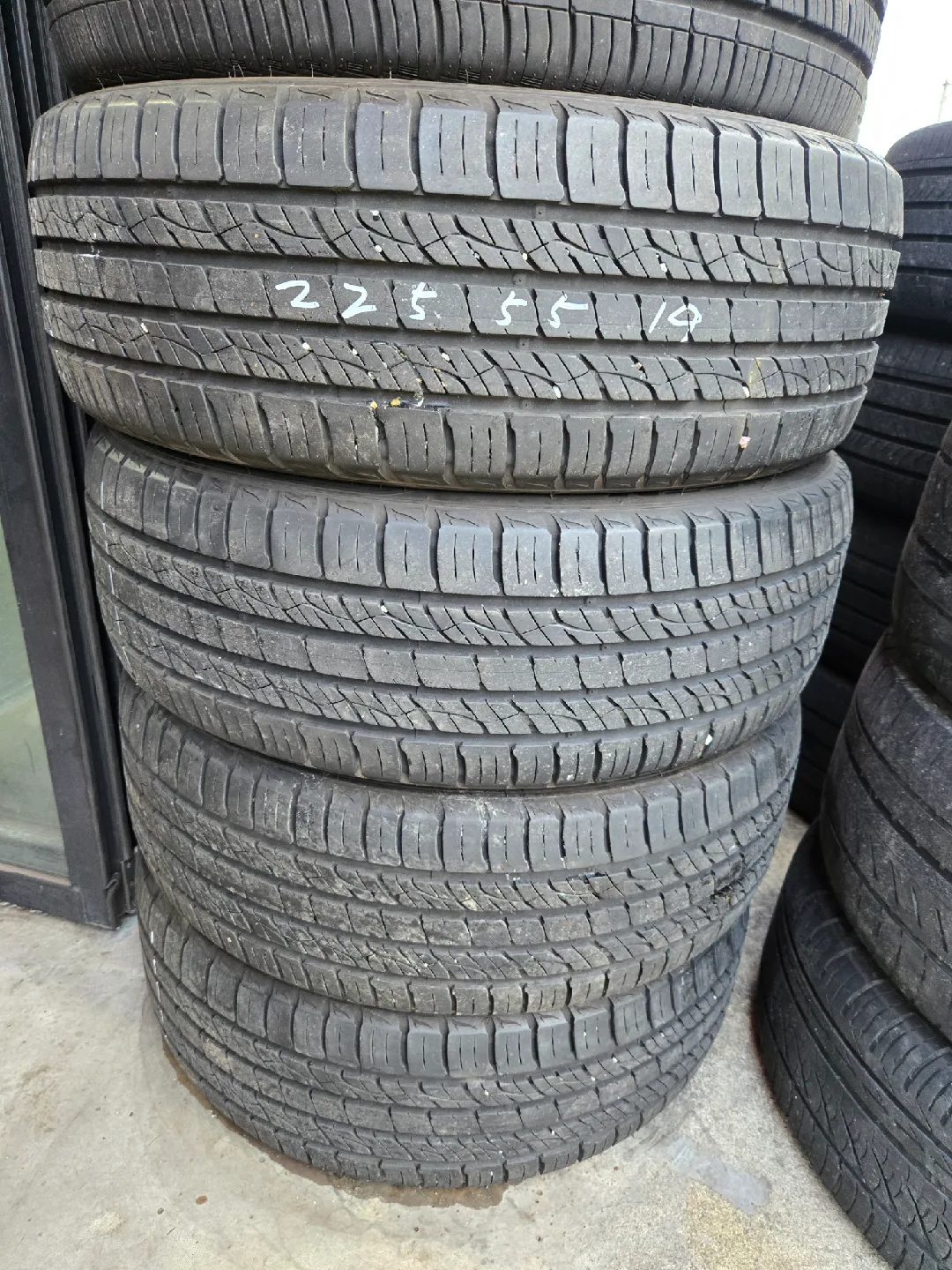 225 55 19 중고 타이어