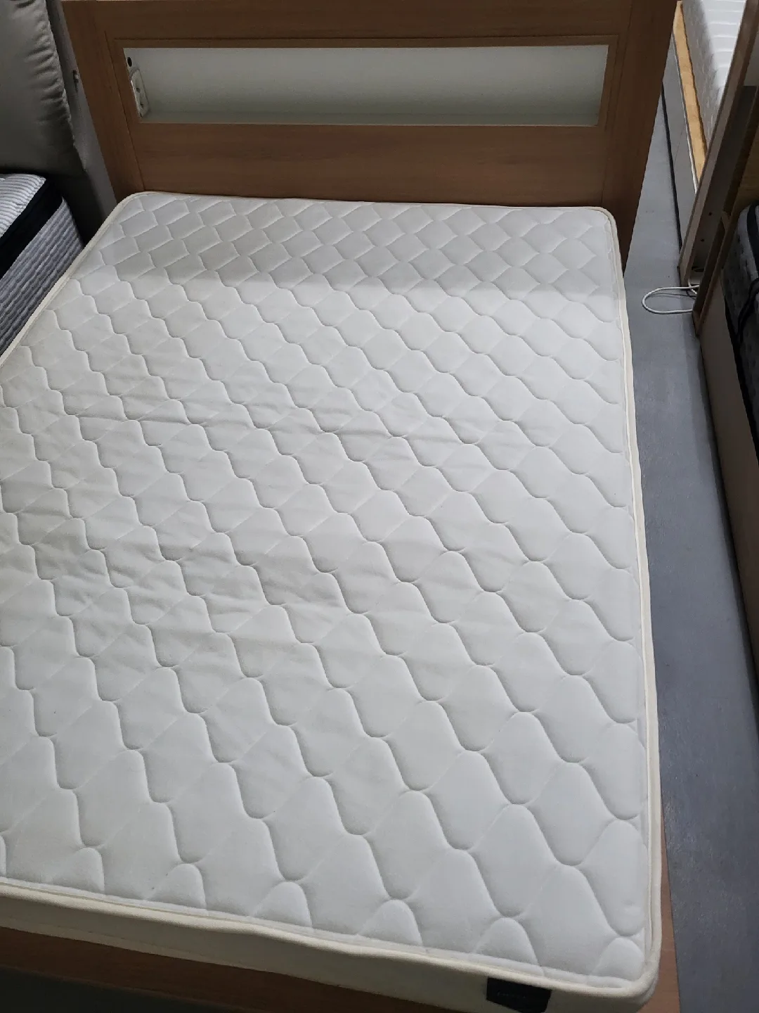 퀸침대 수납침대