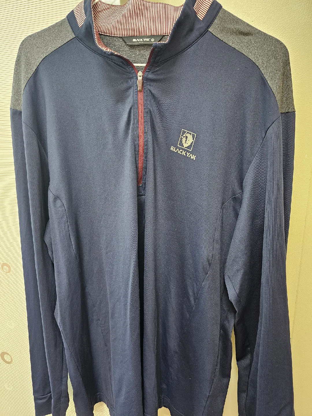 블랙야크 긴팔티