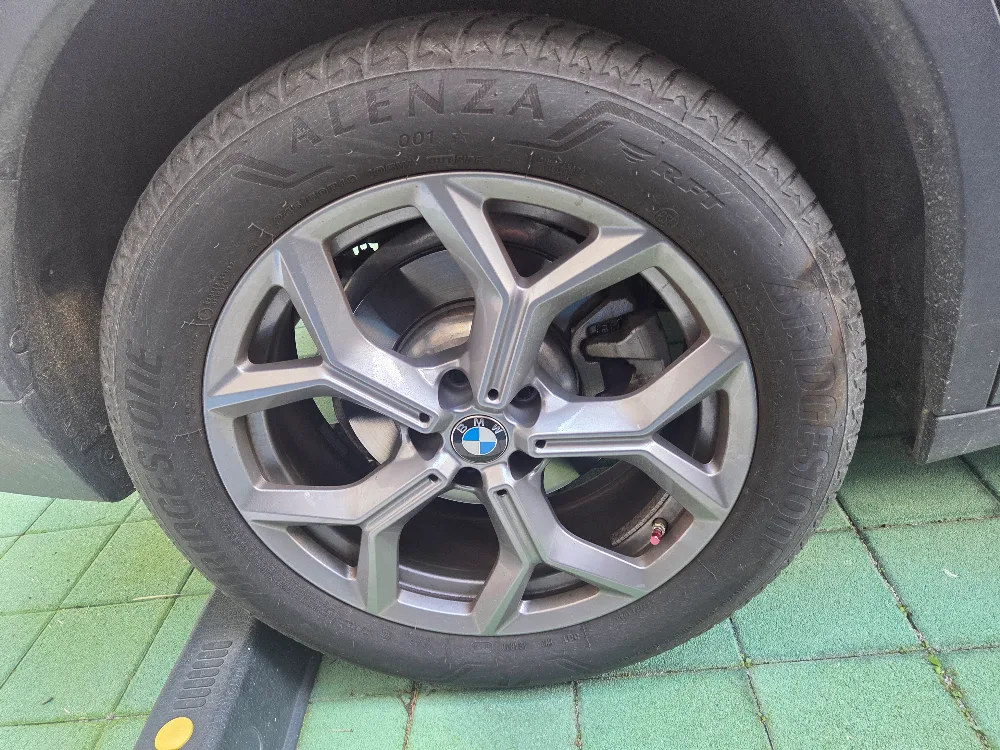타이어  브리지스톤245/50R19 중고2짝 팝니다
