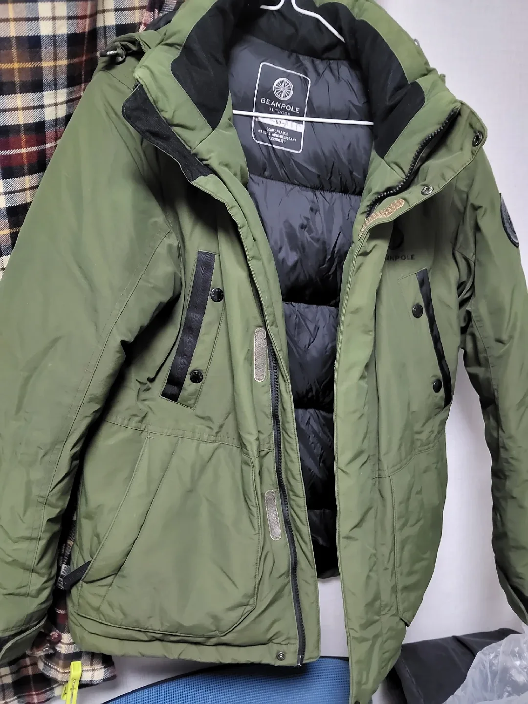 빈폴 남성아웃도어패딩점퍼90