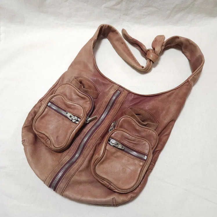 [OS] 알렉산더왕 도나 호보백 버건디