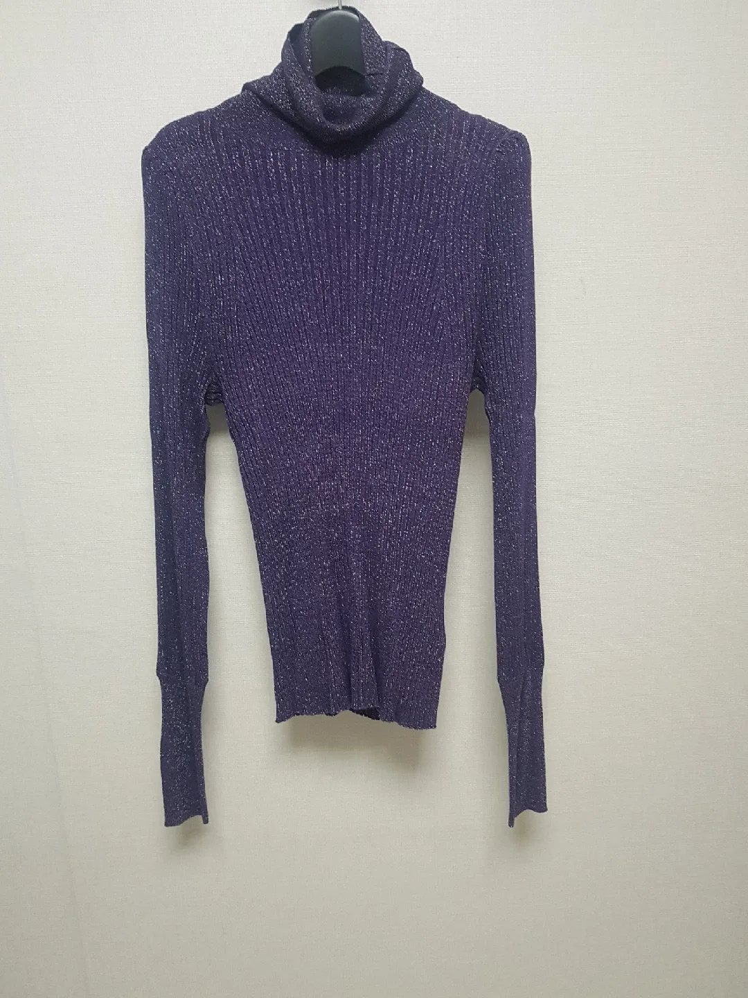 베르니스 터틀넥 니트