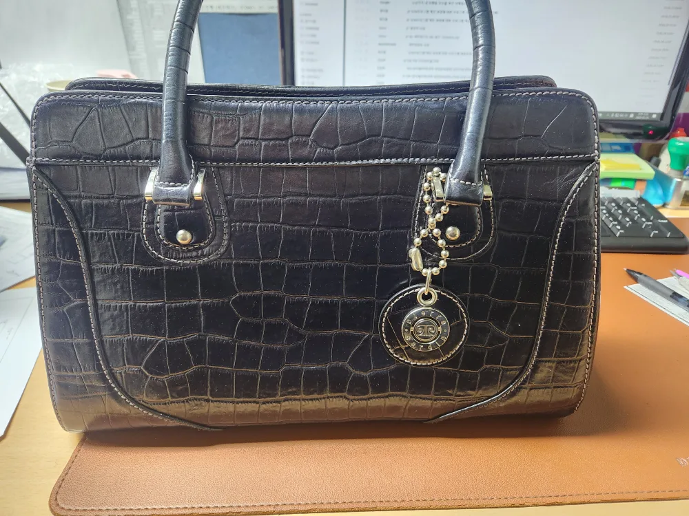 피에르가르뎅 블랙 악어패턴 토트백