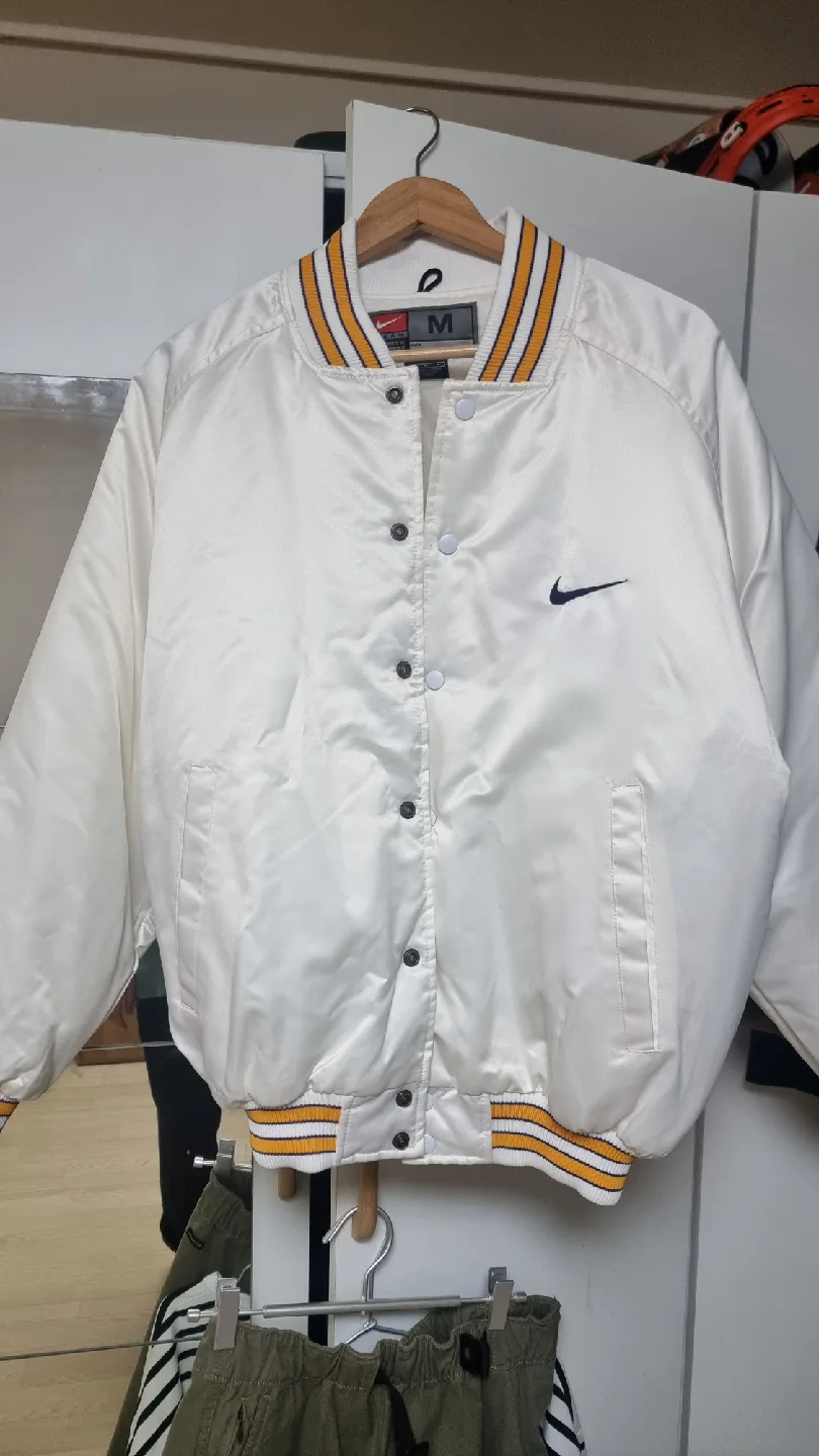 나이키 바시티 야구점퍼 자켓 M