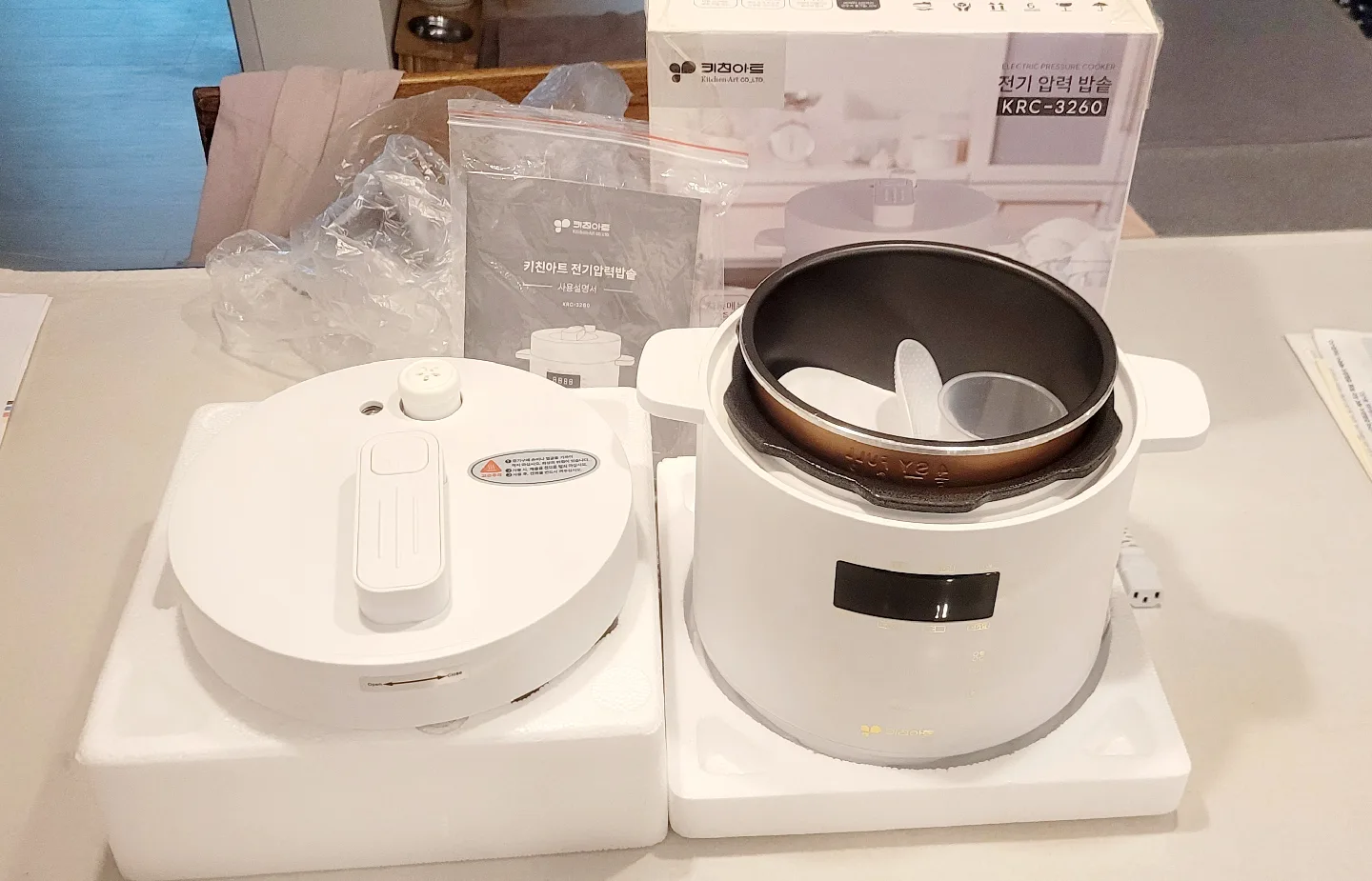 키친아트 전기압력밥솥 KRC-3260 중고제품