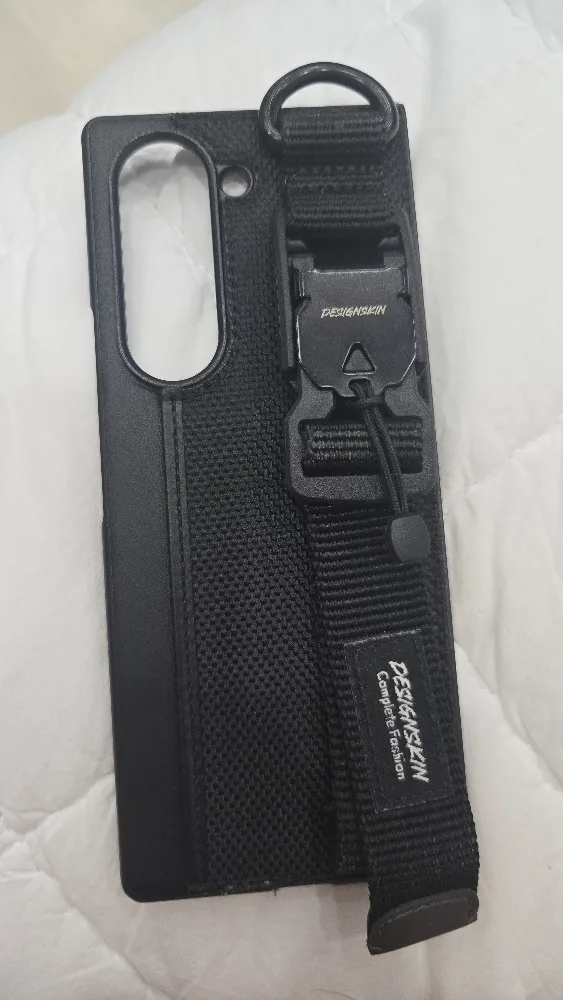 디자인스킨 갤럭시 Z폴드6 스트랩 케이스