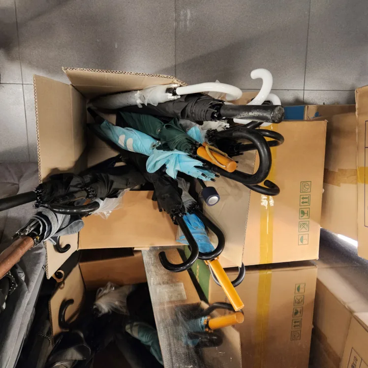 다양한 우산들 (장우산, 접이식) 아묻따 개당 2천원