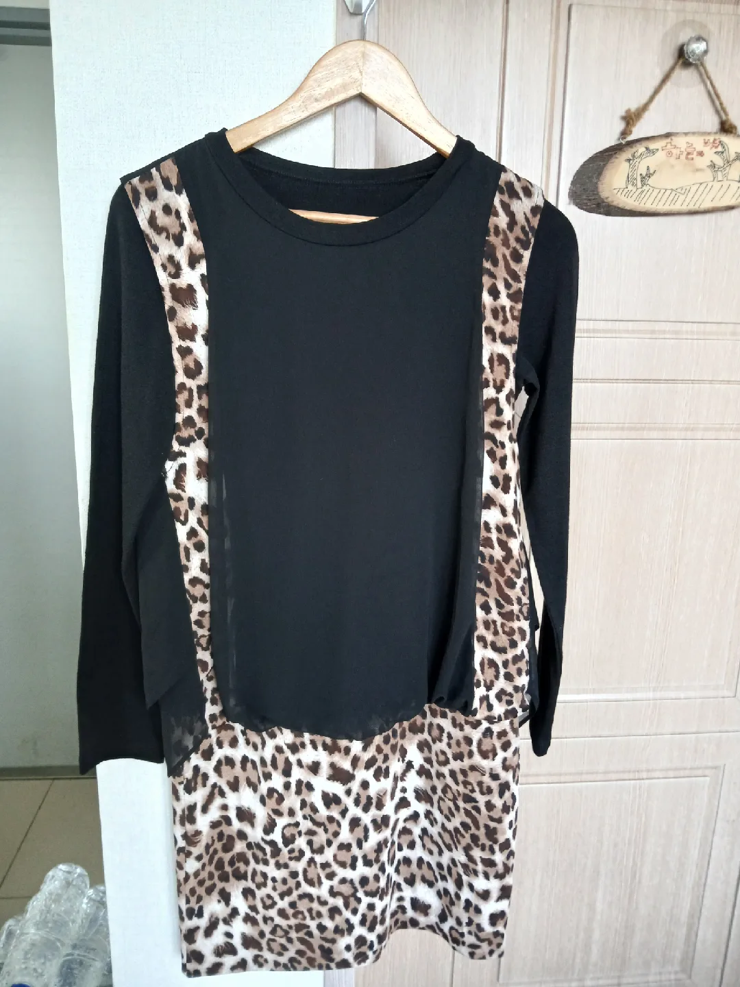 (중고특A급)여성 꼼빠니아 레오파드 블라우스 66