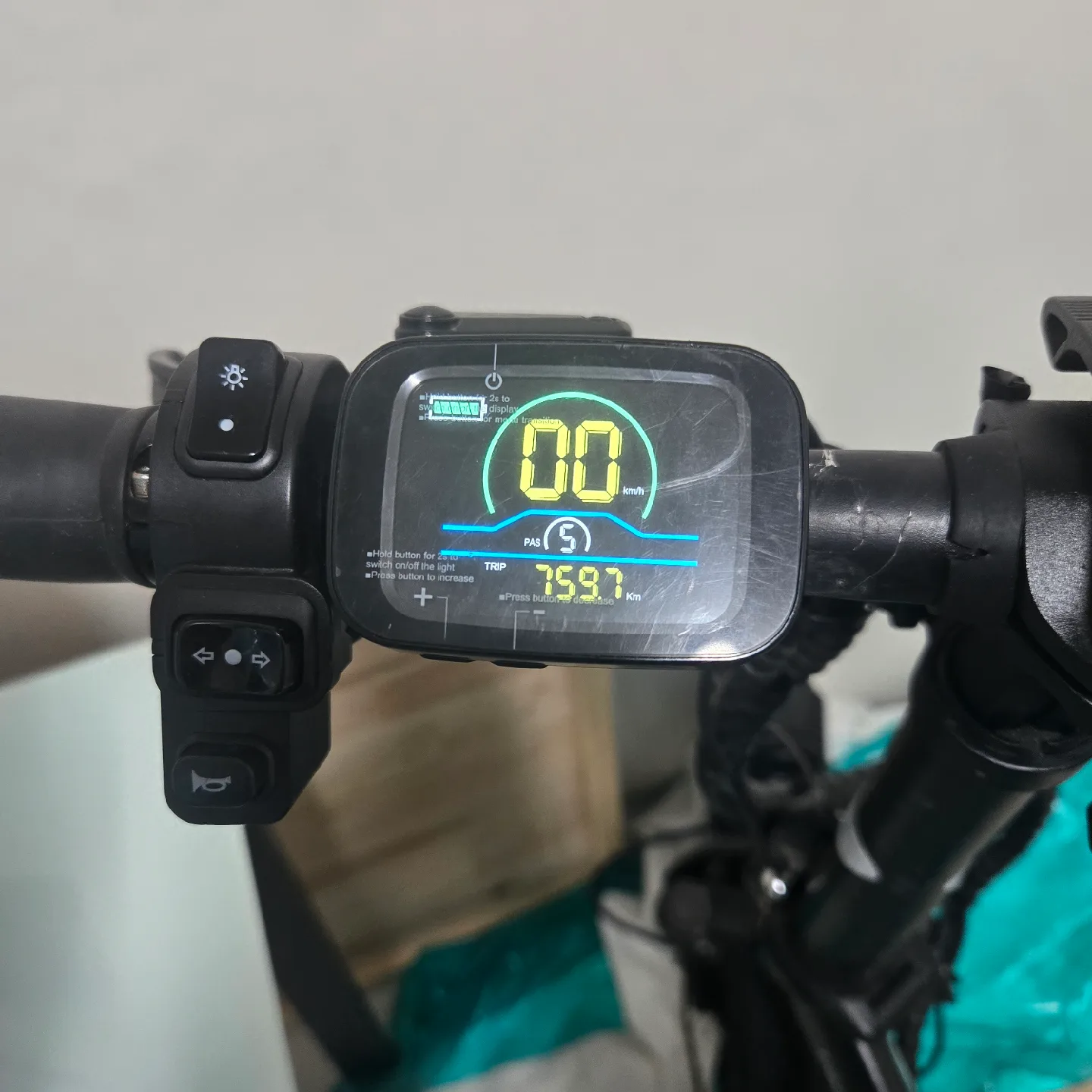 비아지오 V5 접이식 전기자전거