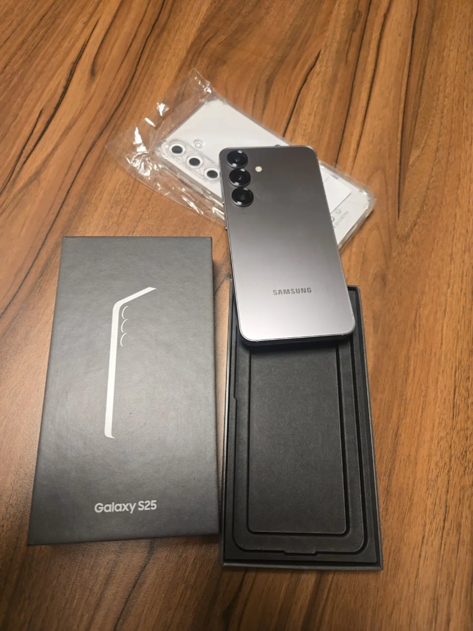 삼성 갤럭시s25  512gb  자급제  풀박   중고