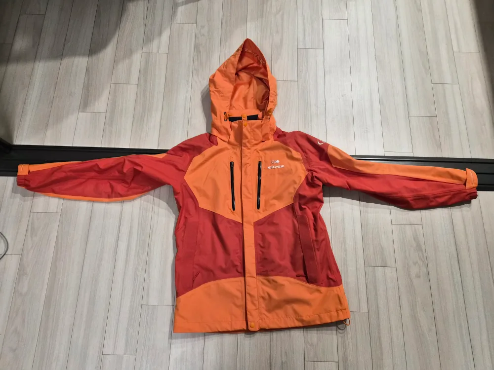 여자 아이더 등산복 상의 팔아요/중고