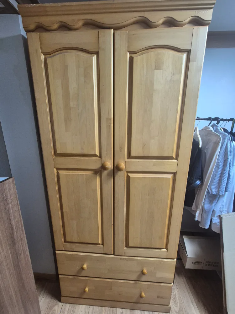 원목 옷장