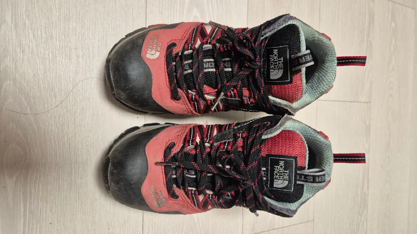 노스페이스 240 중고 등산화