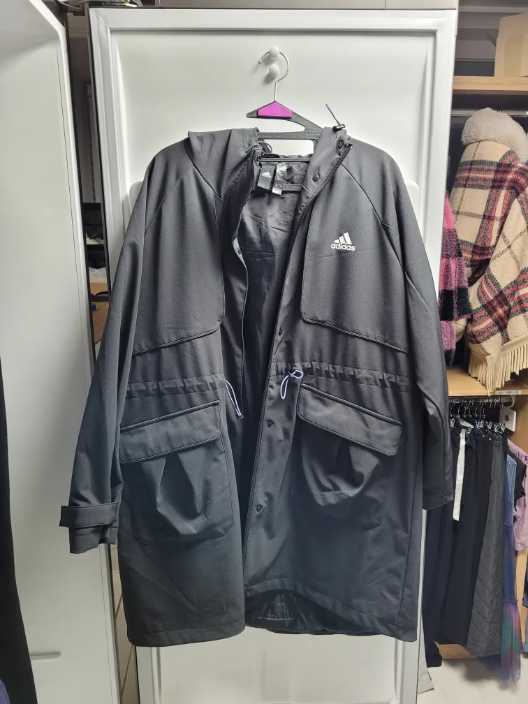아디다스 롱 바람막이 자켓 100 정도 거의 새상품