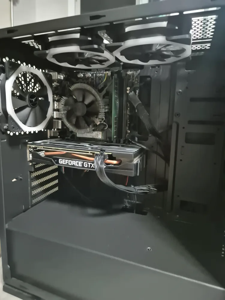 (필독사항 있어요)게이밍 컴퓨터 I5-9400F, 1660 6G, 16G RAM