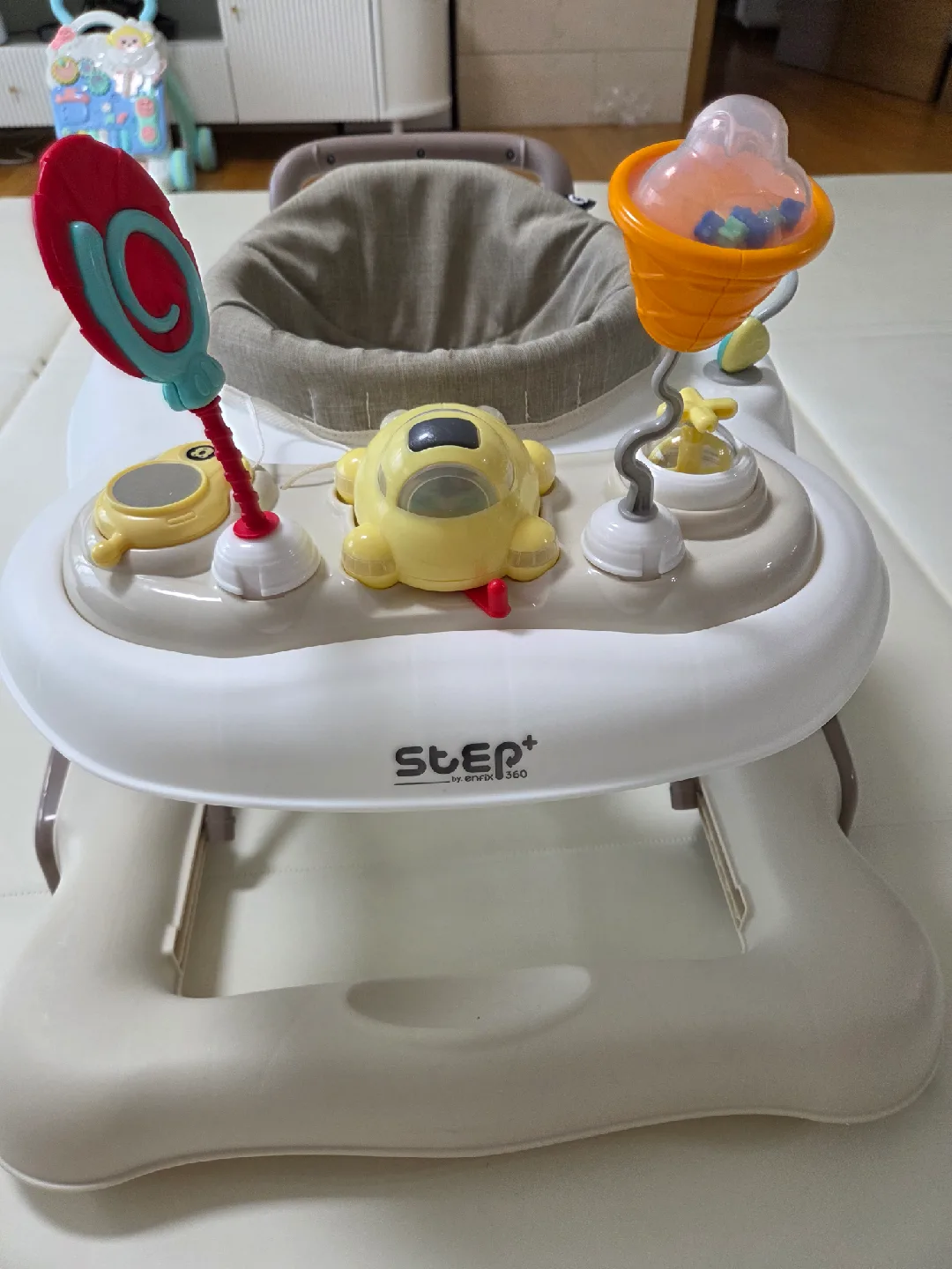 엔픽스 스텝 360 보행기 팝니다!