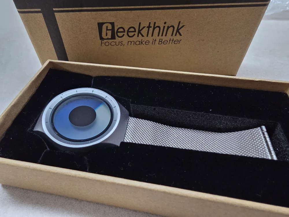 Geekthink 독특한 디자인 시계