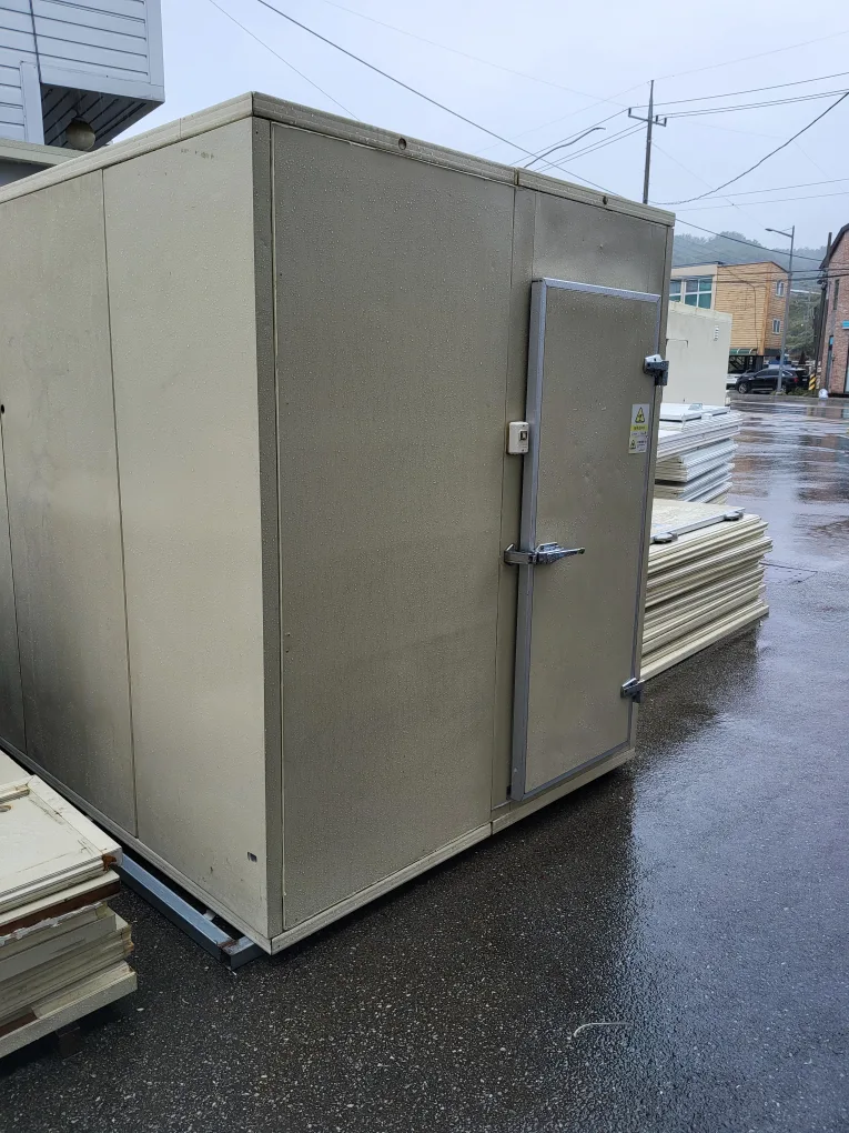 김치저온저장고 ( 냉장 50T) 중고