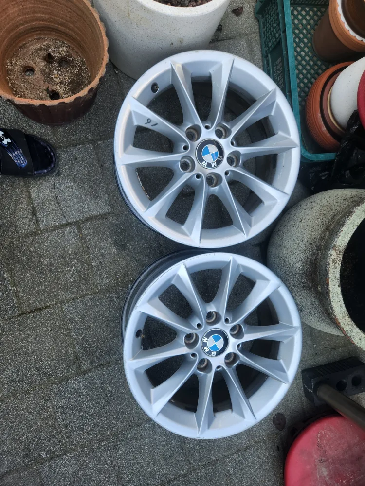 BMW 자동차 16인치휠 2개