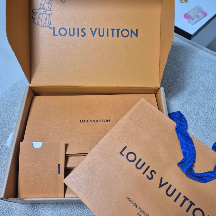 루이비통 포켓 오거나이저 블랙 풀박스