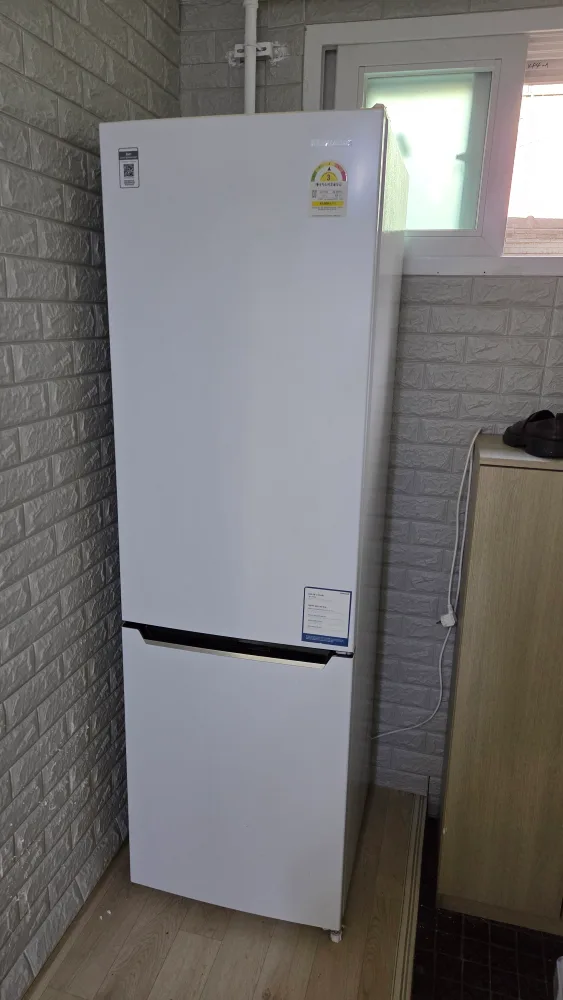 캐리어 클라윈드 250L 중고 냉장고 [CRF-CN250WPE]