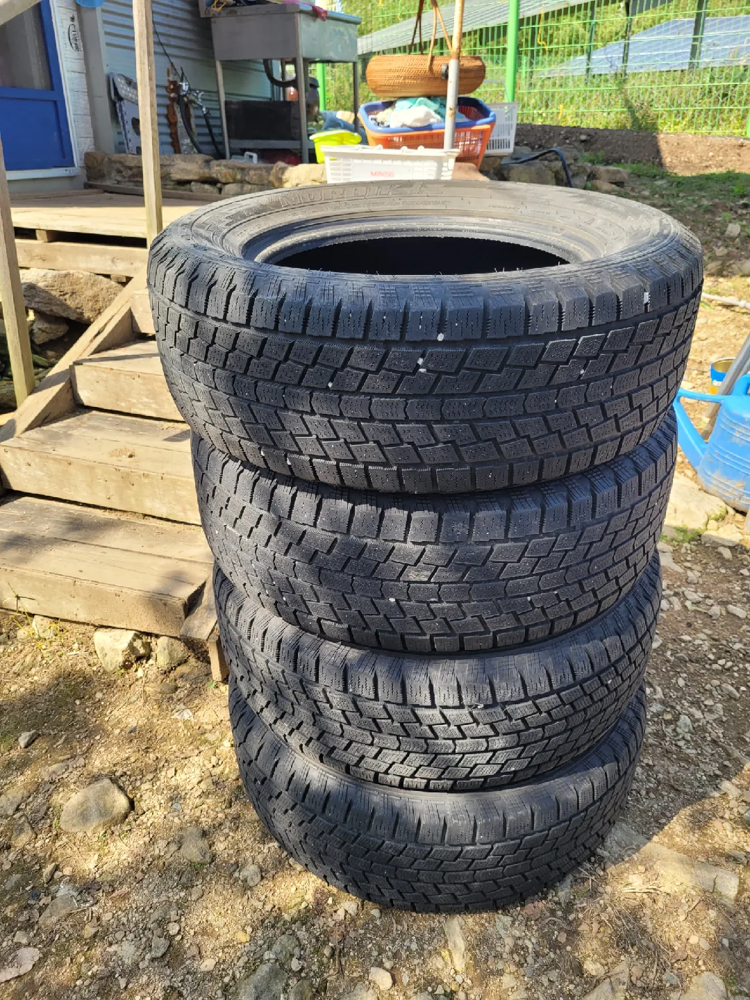 한국타이어 노르딕 윈터 타이어 4개