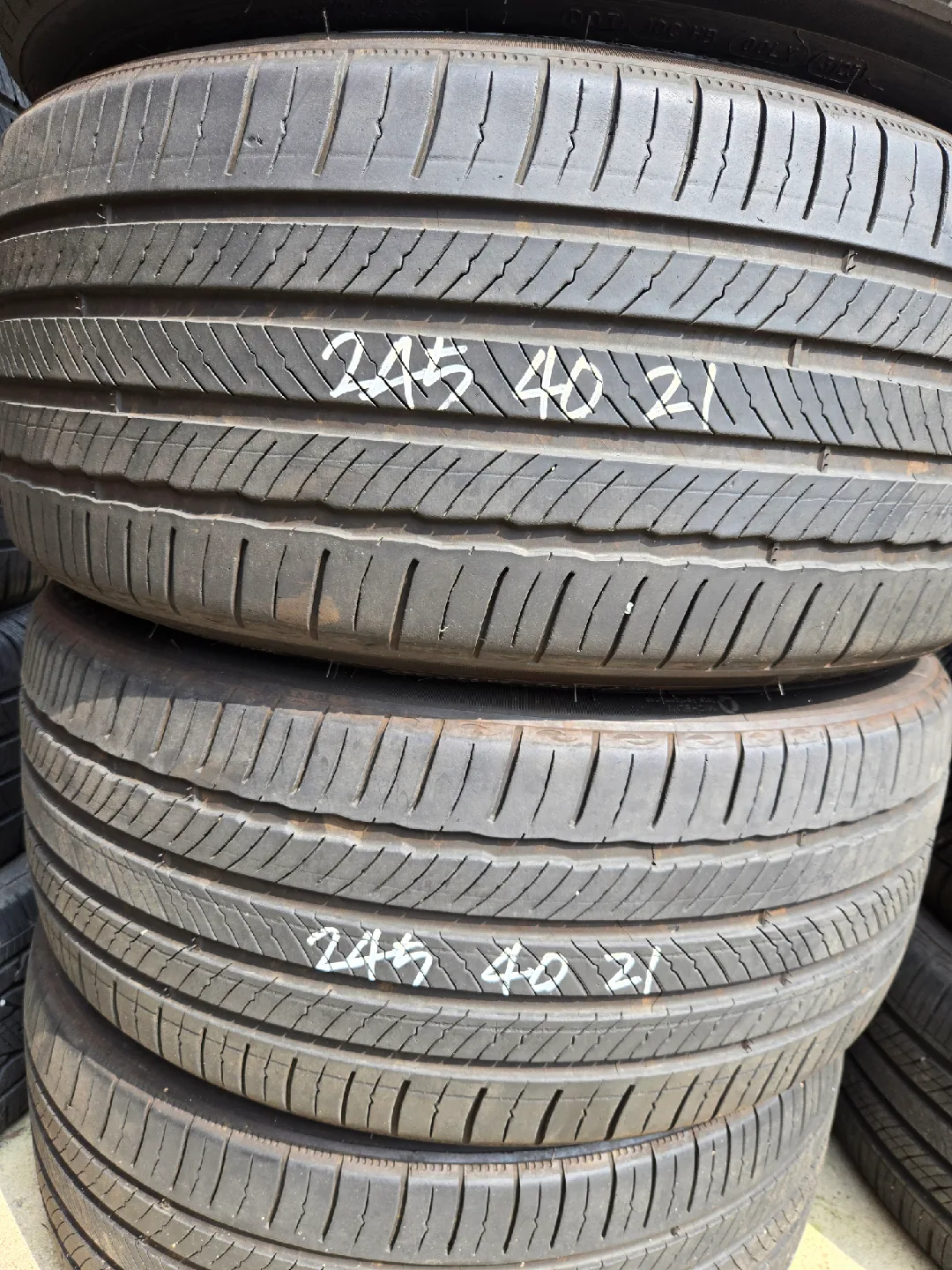중고 타이어 245 40 21