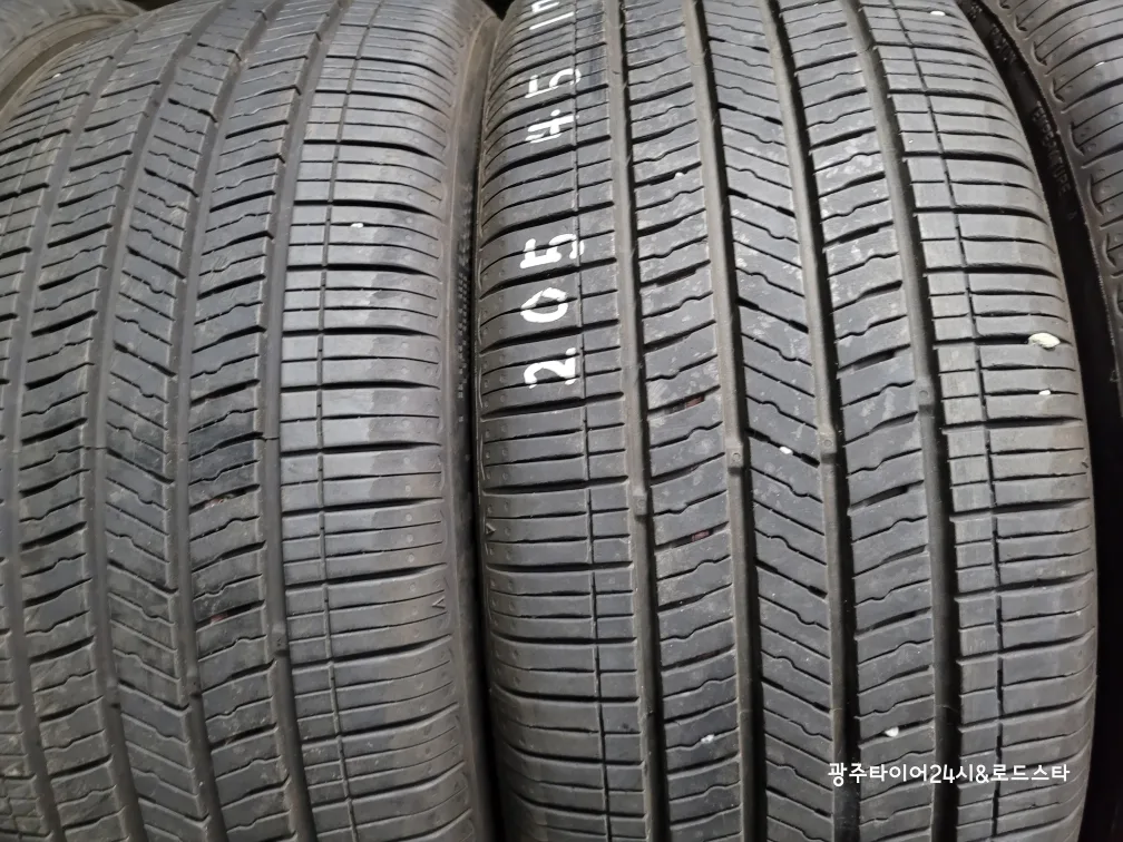 205 45 17 중고 타이어