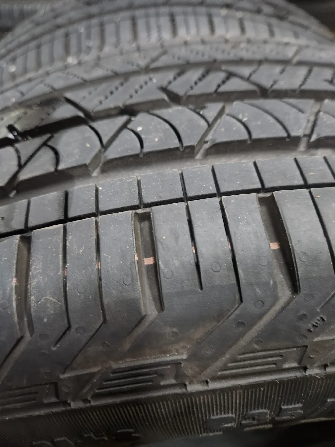 2356018 콘티LX스포츠 A급중고2본